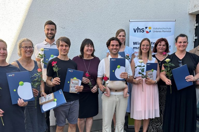 CmS_Gruppenfoto_Zertifikatsübergabe_1